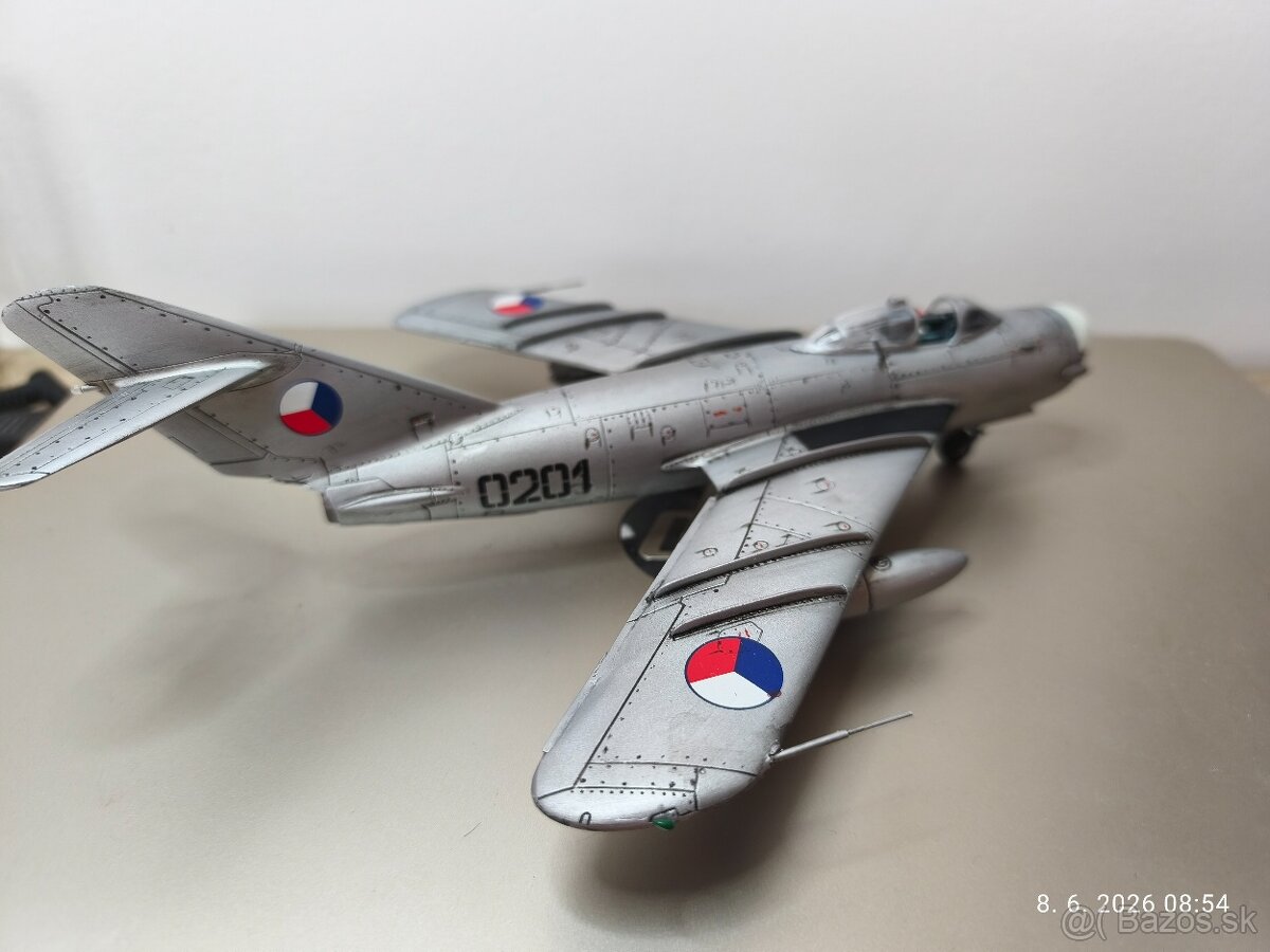 Mig-17 1/48 - 2