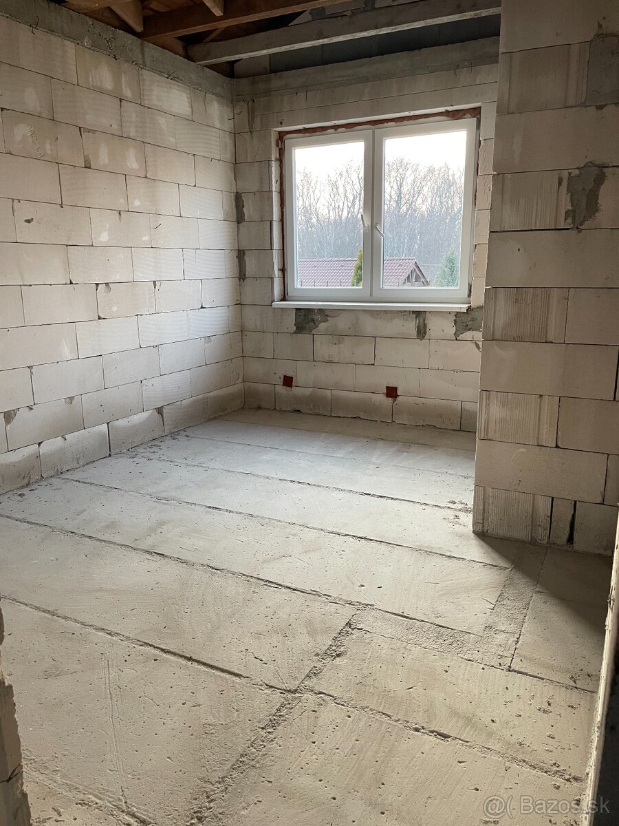 Moderný 4-izbový rodinný dom na predaj - 2