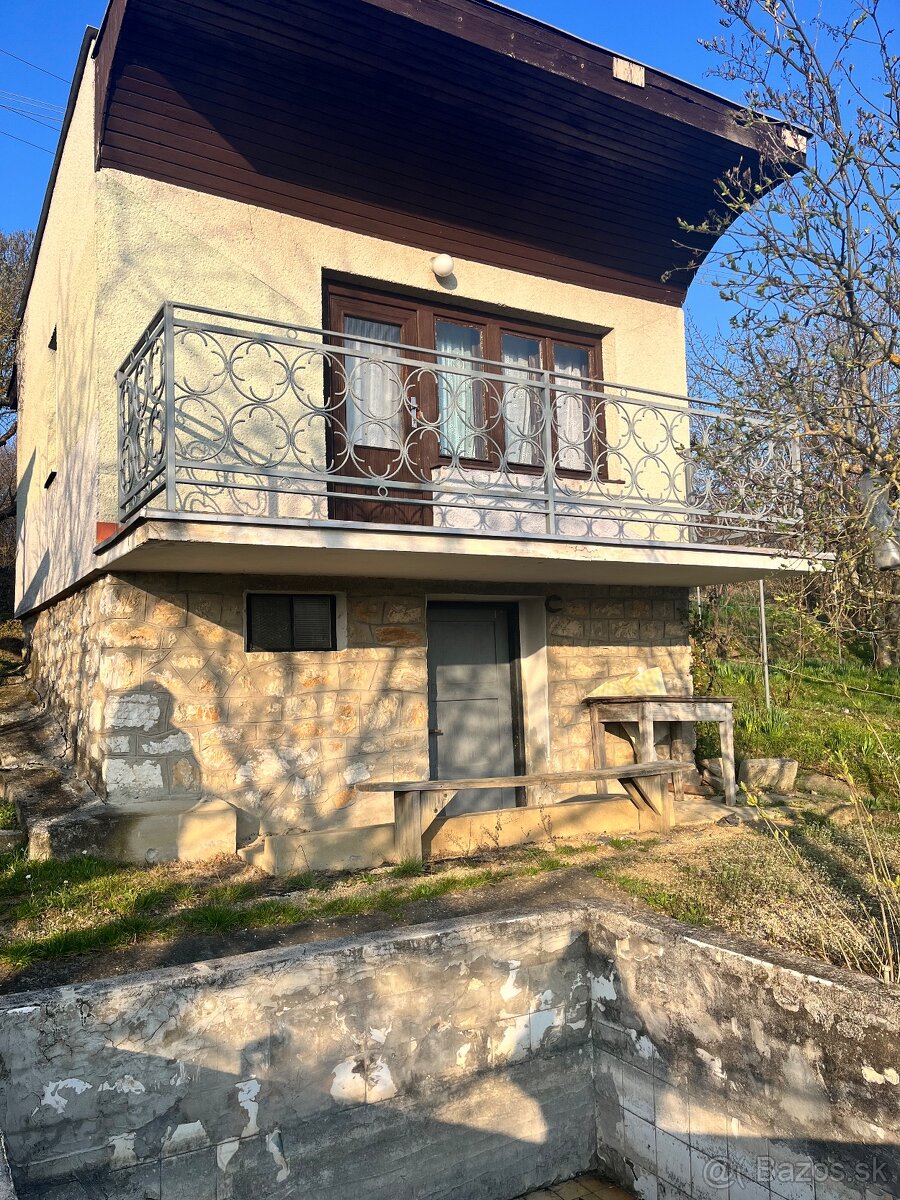 Predám murovanu záhradnú chatku - 2