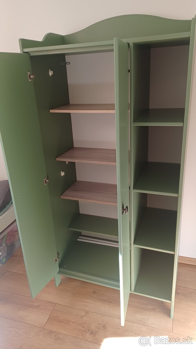 Zelena detská/juniorská skriňa Ikea séria Trogen - 2