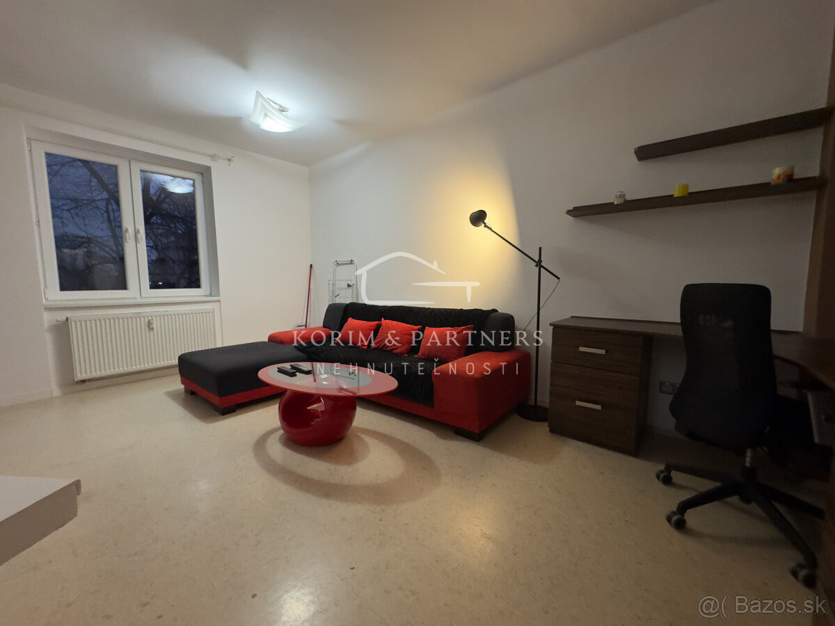 Zariadený ihneď voľny 2 izbový byt , Komárno - 2