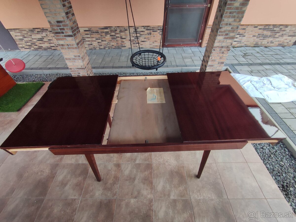 Rozkladací stôl a 4 stoličky retro - 2