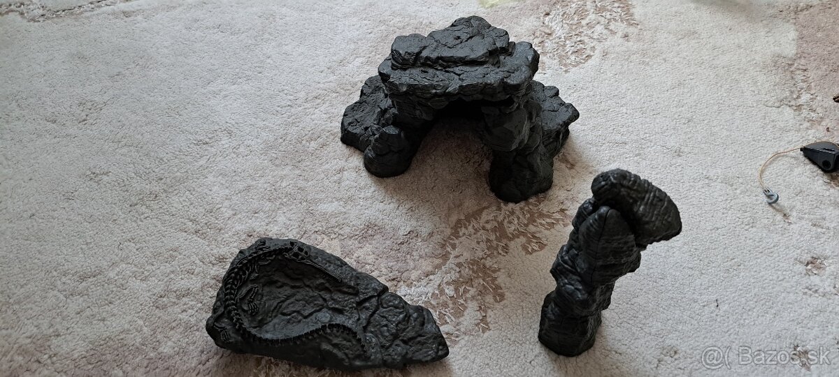 Súprava dinosaurov s jaskynou schleich - 2