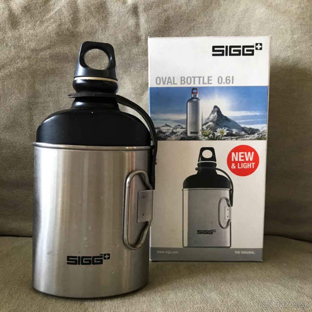 Kúpim SIGG oval battle 0,6l - 2