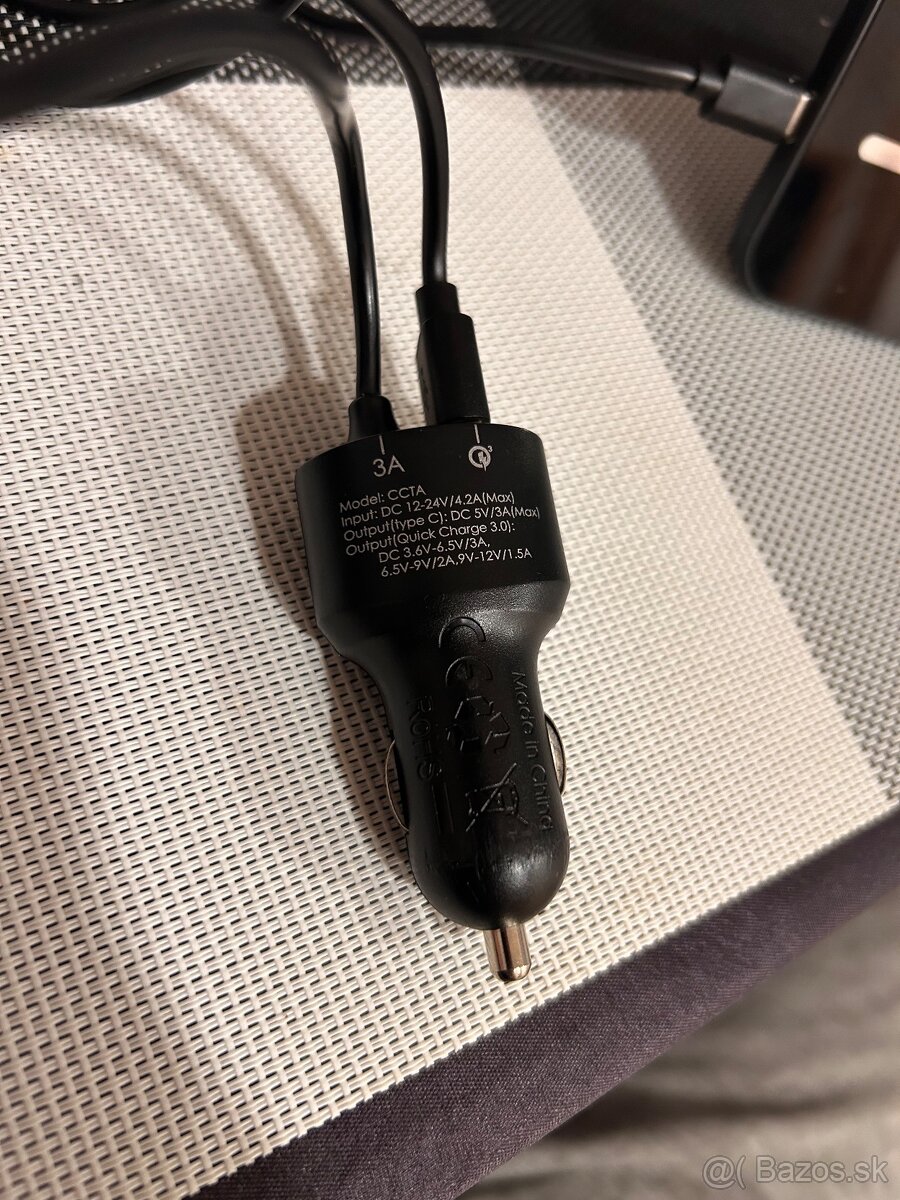 Magsafe nabijacka/drziak - 2