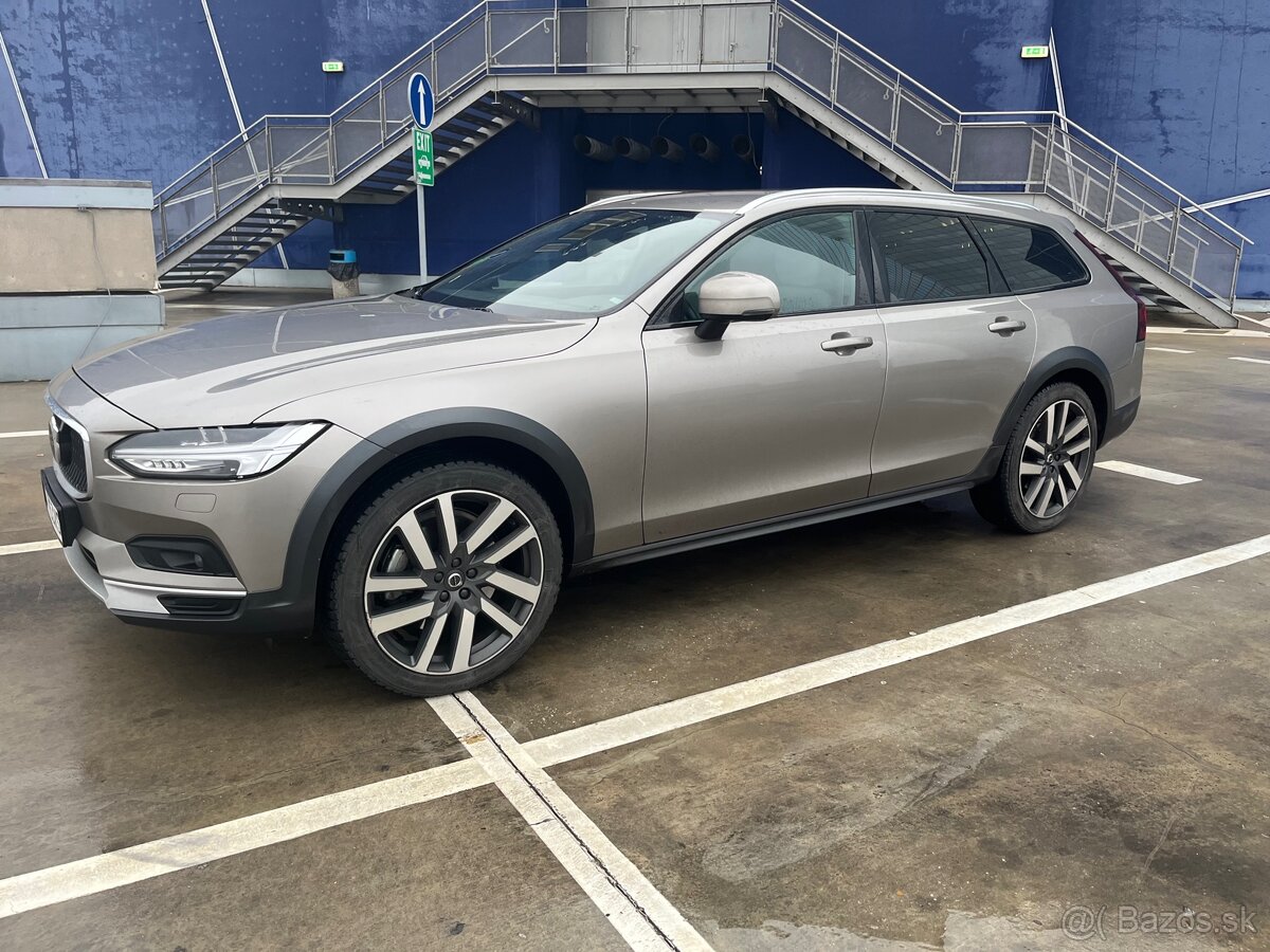 VOLVO V90 cross country B5 PRO - 2