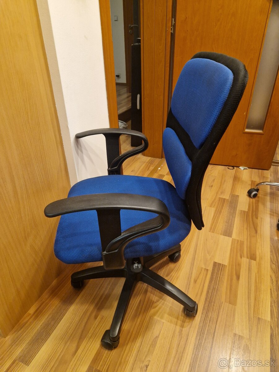 Kancelarska stolička detská - 2