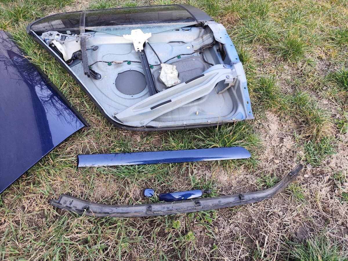 Predám PZ dvere na VW Golf 5 hatchback, LD5Q - 2