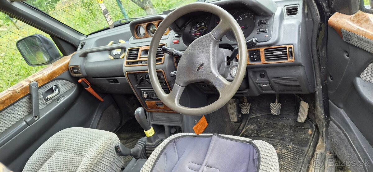 Mitsubishi Pajero 2.5TD - 2