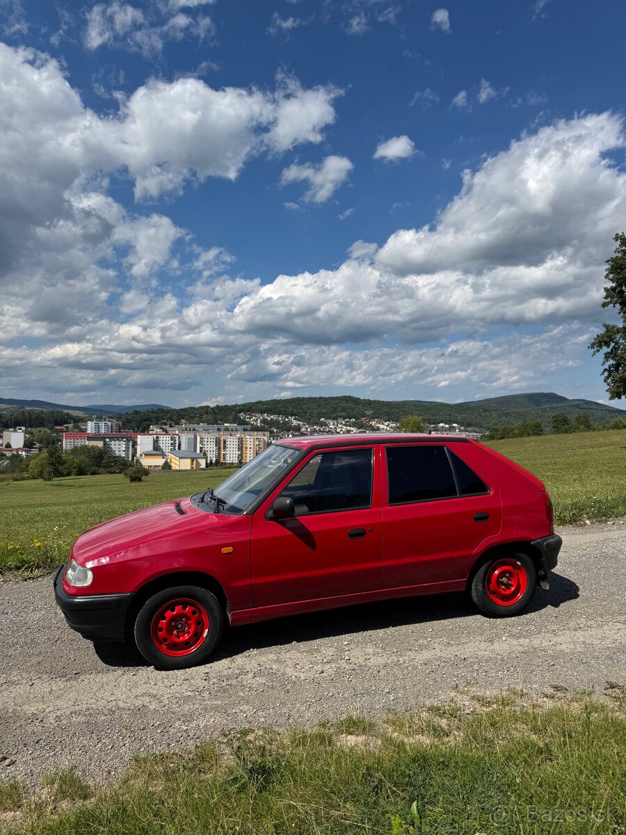 Felicia 1.3 bendzín - 2
