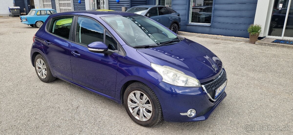 Peugeot 208 - 2