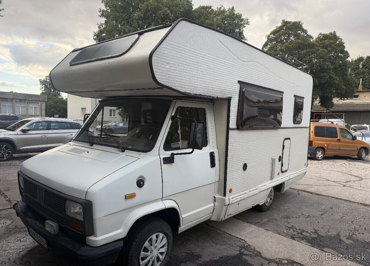 Vymením Fiat Ducato 1.9d dobrý stav technicky. Interiér skôr - 2