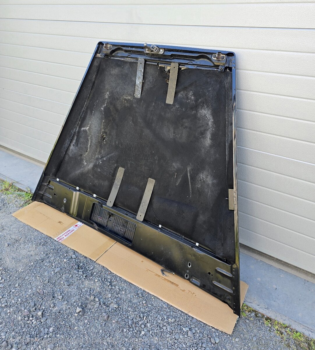 kapota Mercedes G W463 - 2