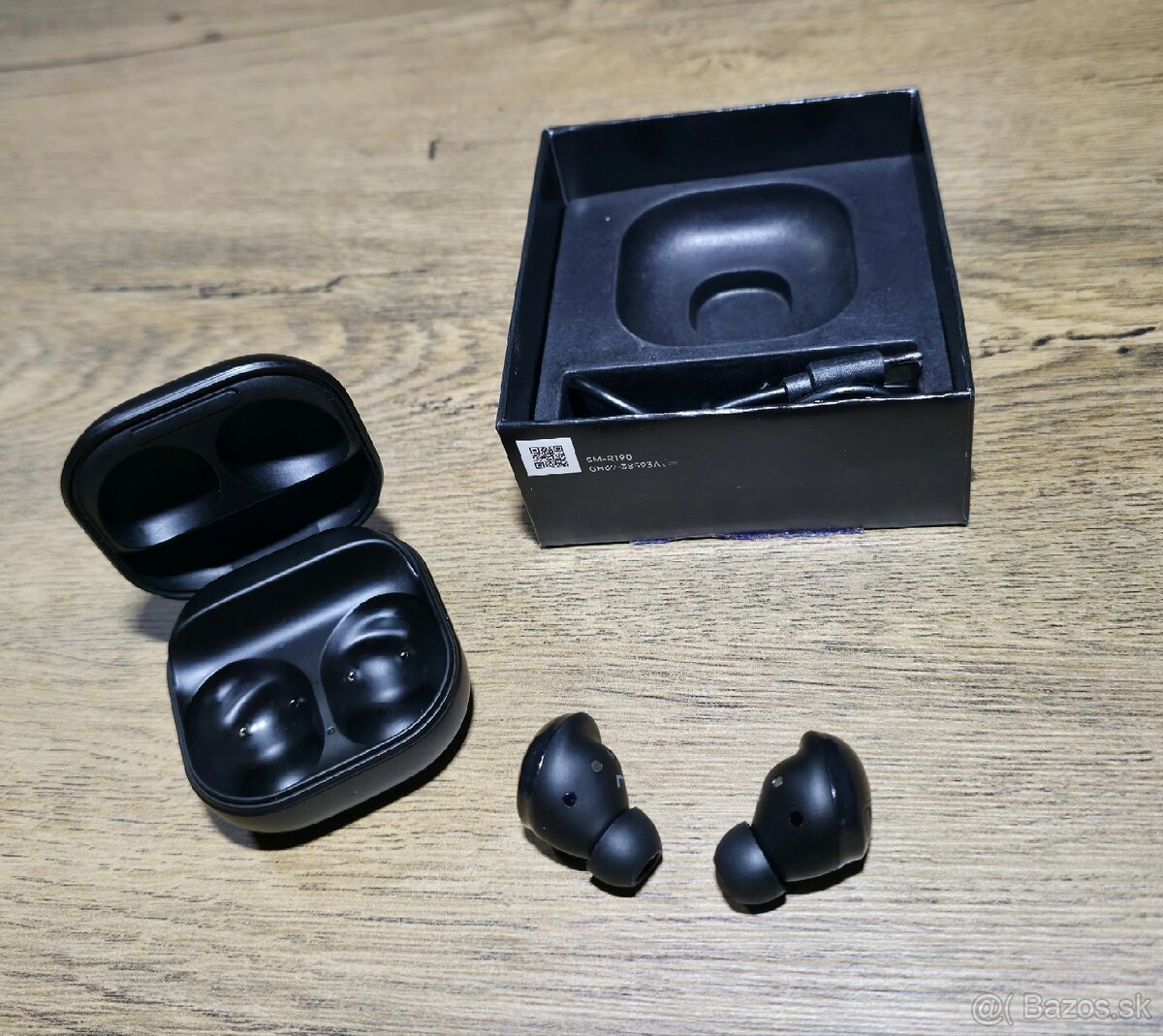 Samsung Galaxy Bude Pro - 2