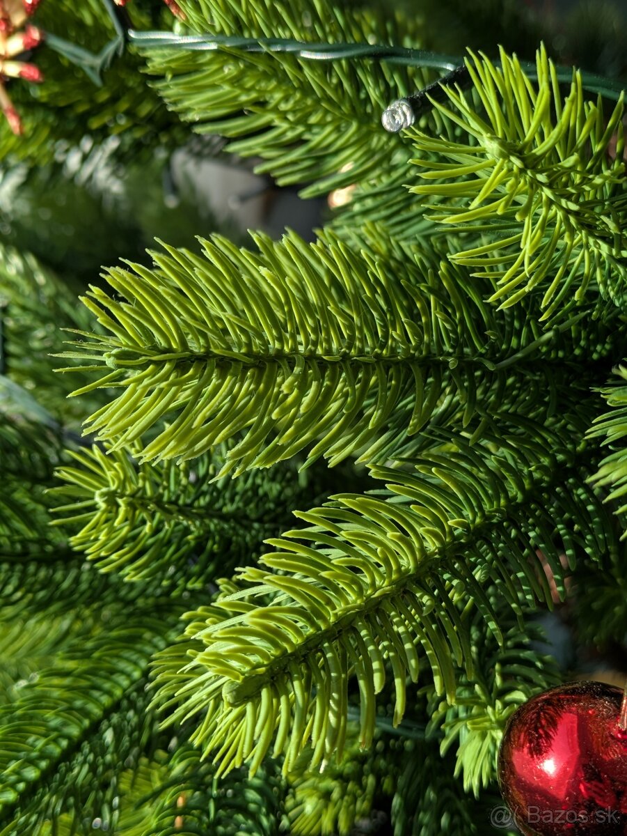 Umelý vianočný stromček 150 cm - 2