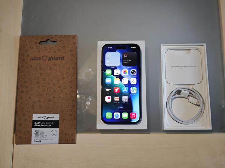 Na predaj iphone 15 - 2