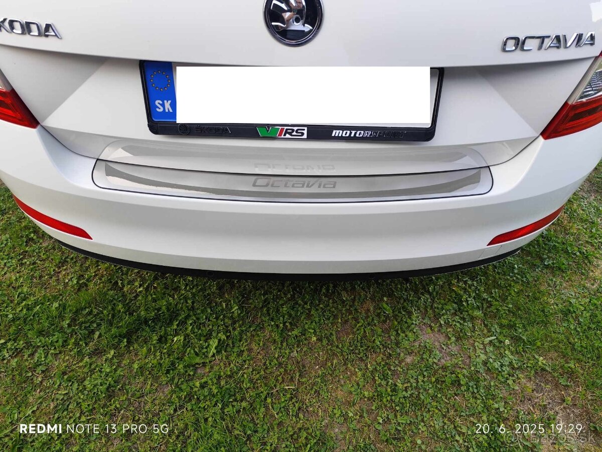 Lišta na kufor naraznik pre ŠKODA / VW - 2