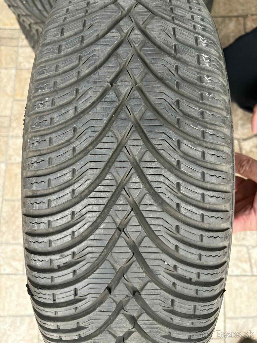 Zimné Kleber Krissalp hp3 195x55 r16 - 2