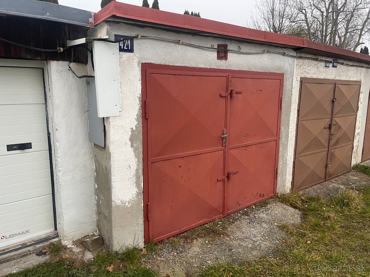 Predám garáž Poprad - Západ - výborná ako investícia - 2