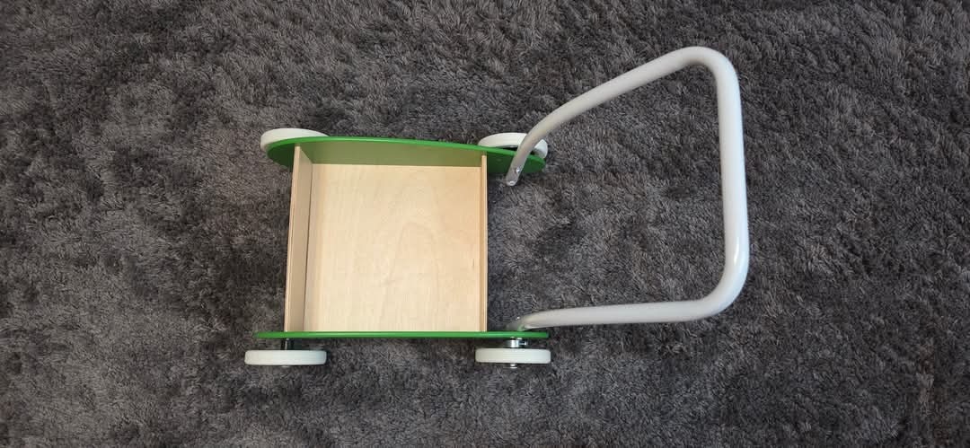 Drevený vozík Ikea - 2