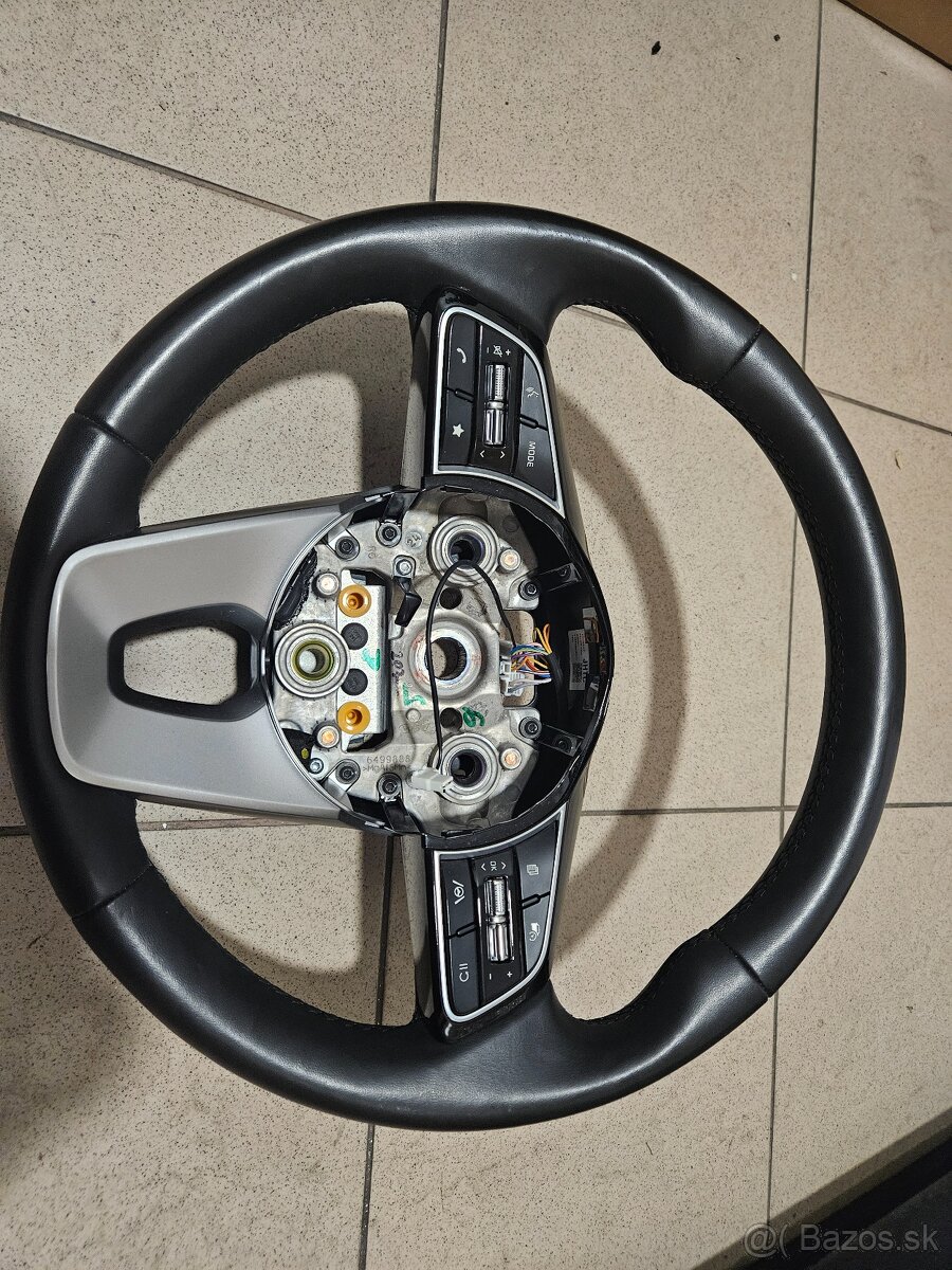 Volant Kia Ceed SW 2024 - 2