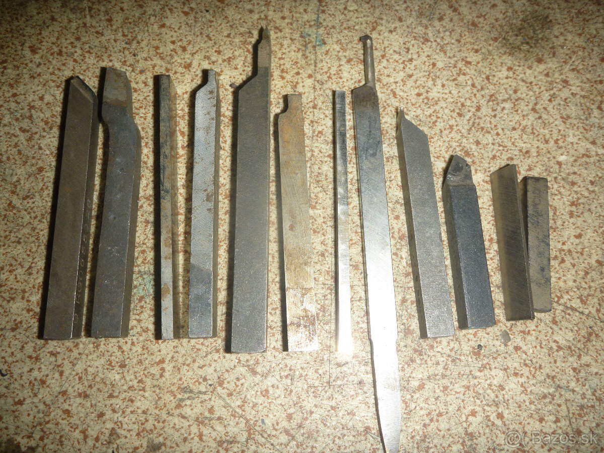 Nožíky na malý stolový sústruh - 2