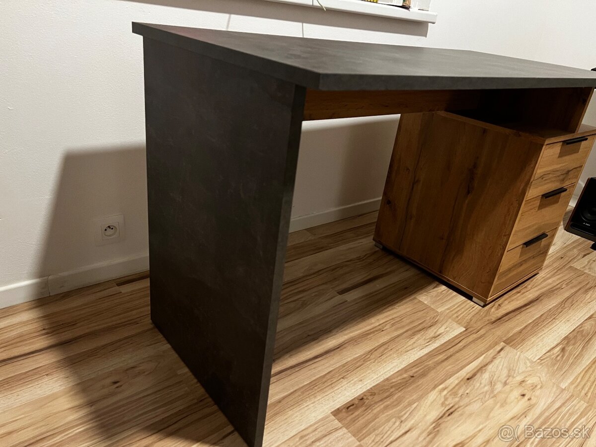 Kancelársky stôl - 2