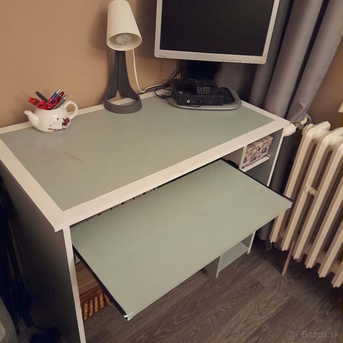 Darujem pisaci stolik - 2