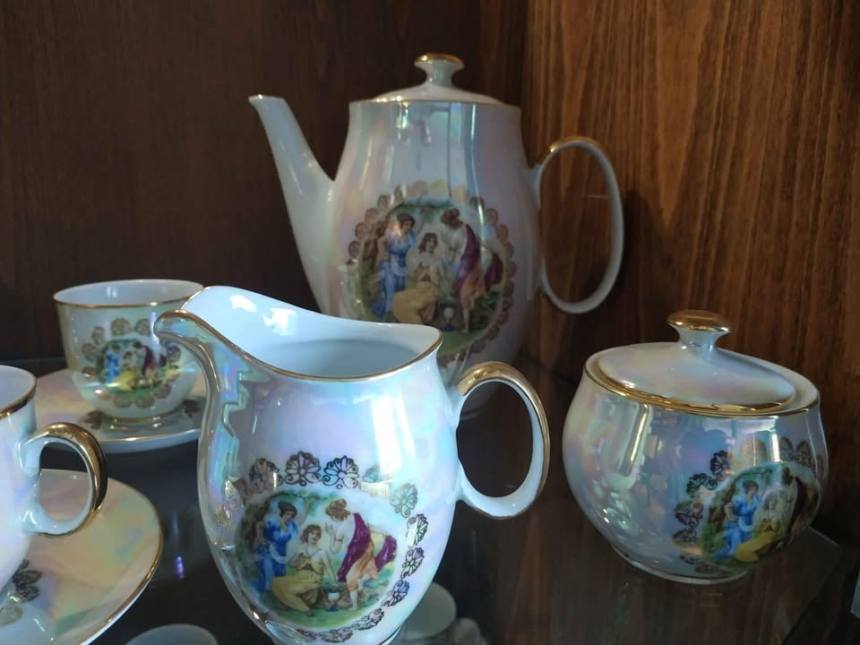 Tri grácie vitrínový stav - 2