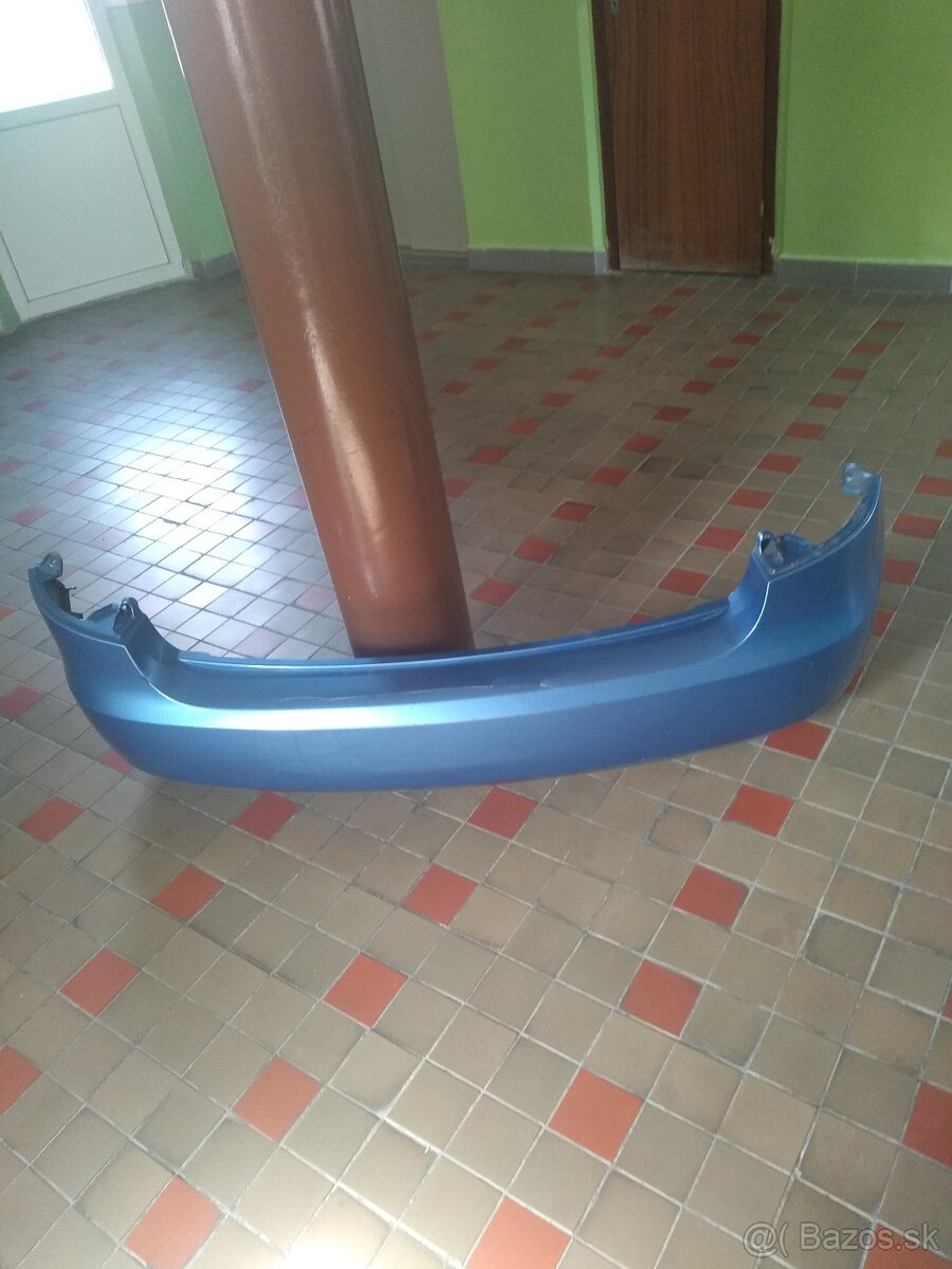 Zadný nárazník - 2