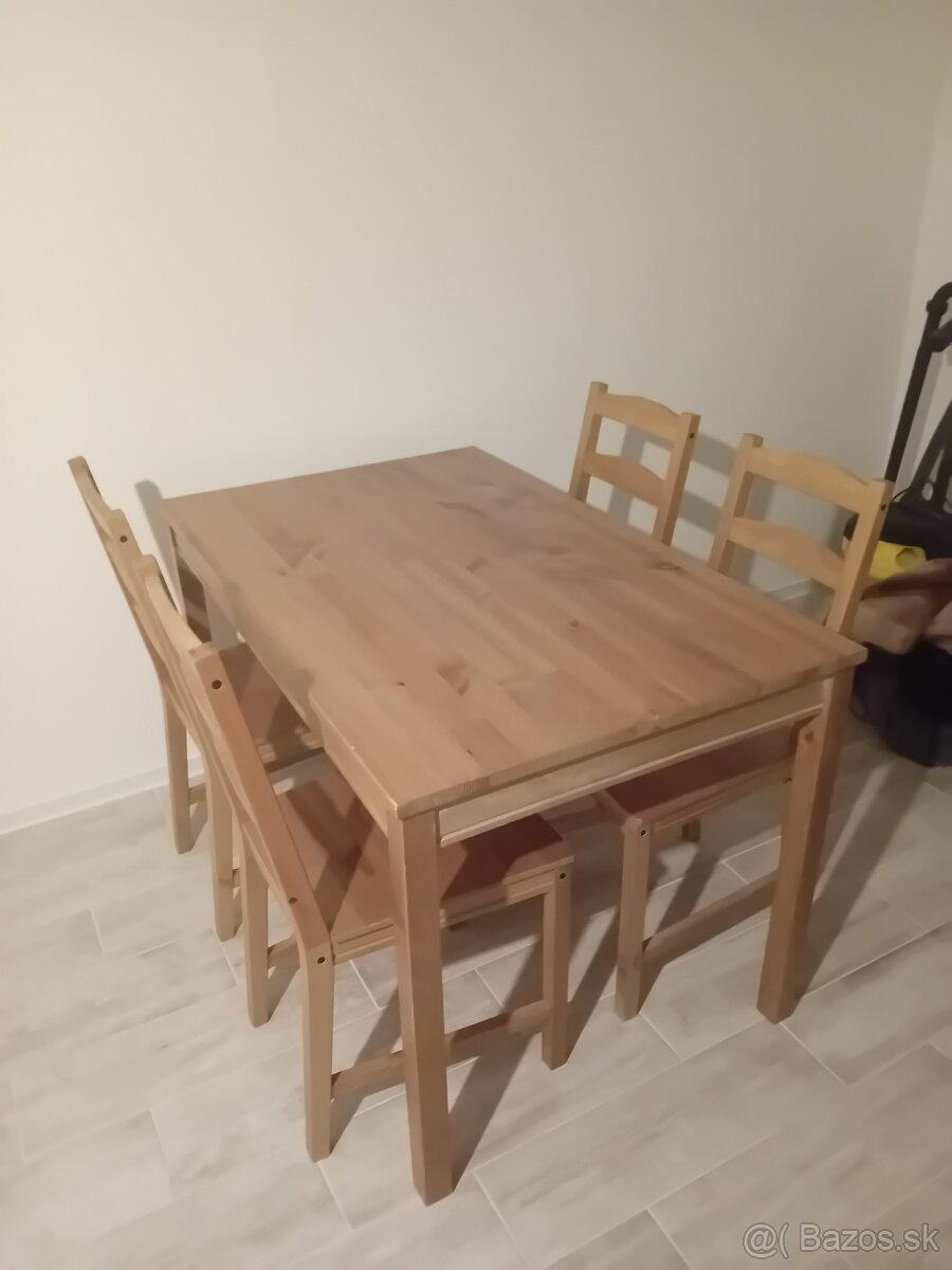 STÔL +4 STOLIČKY IKEA - 2