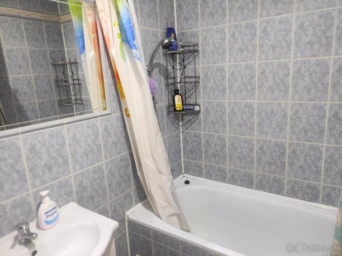 Izba nepriechodna 4p. Sokolovská Ulica, Terasa - 2