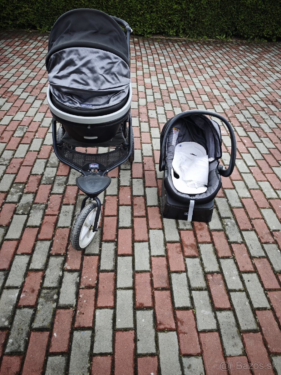 Chicco Predám zachovalý, plné funkčný detský kočík. - 2