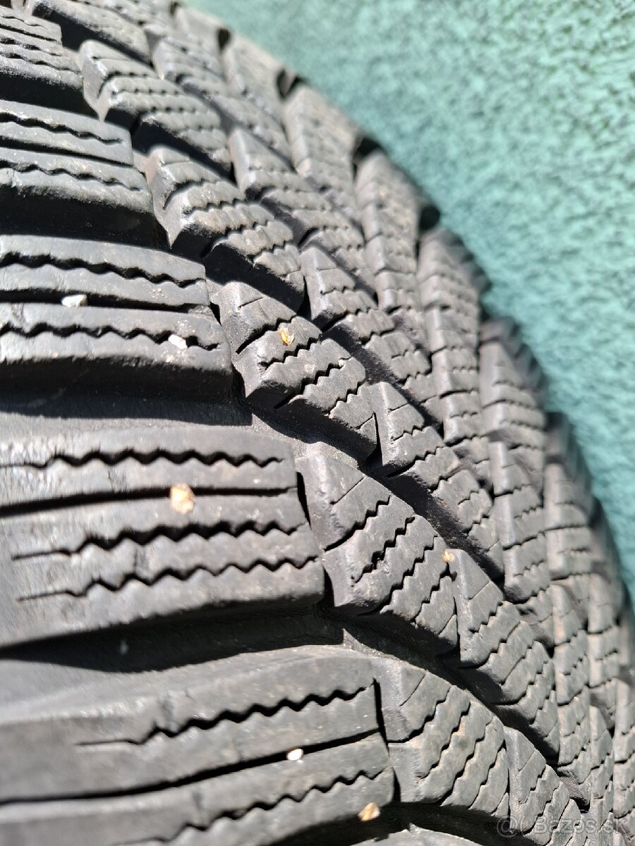 Bridgestone Blizzak 195/65 R15 - 2