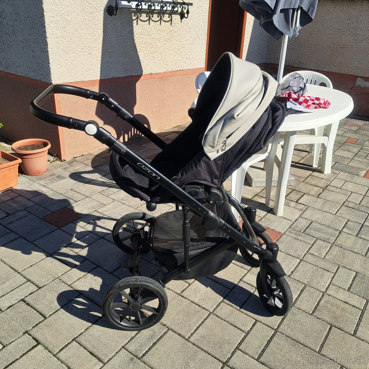 Detský kočiar. - 2