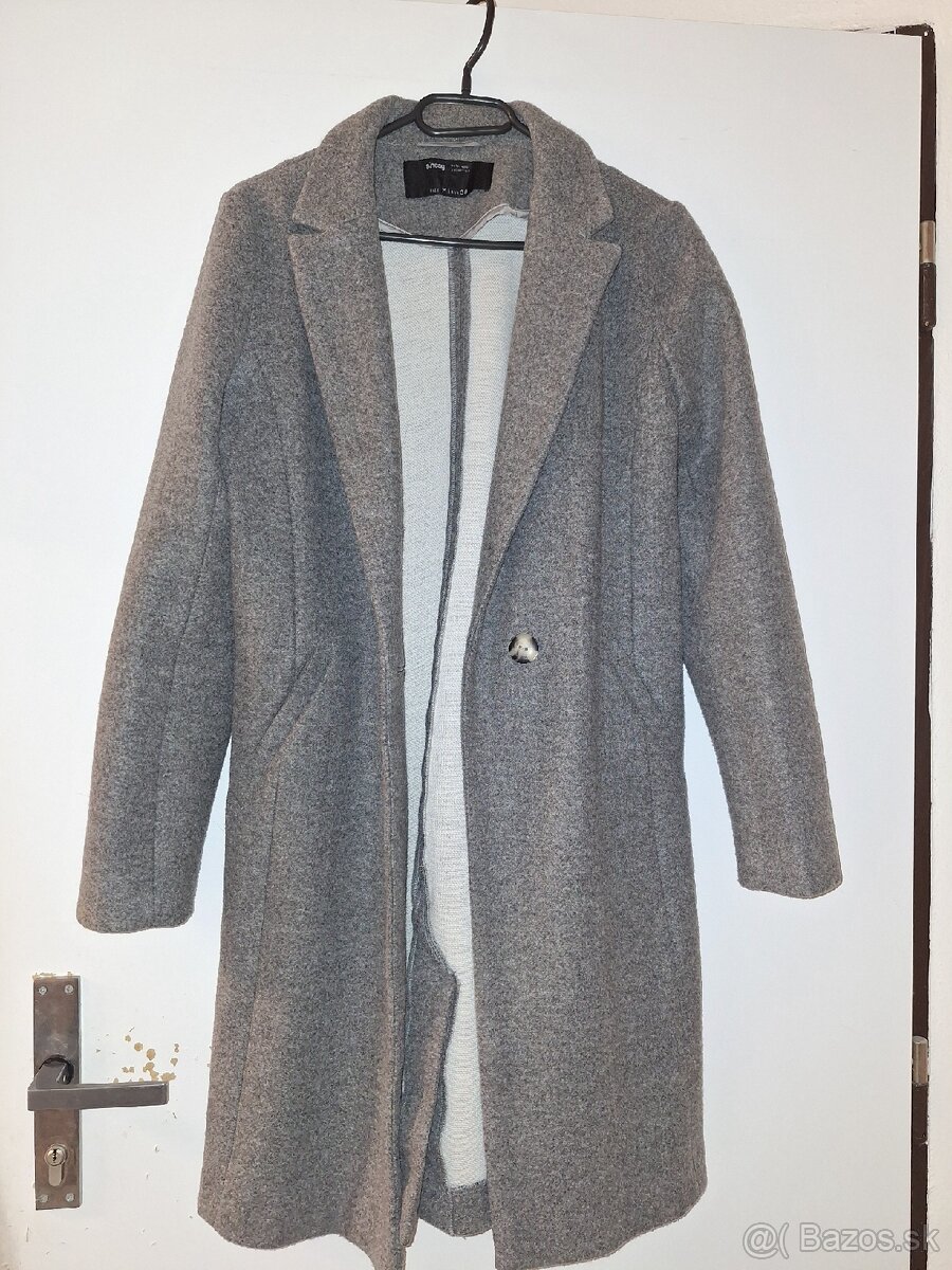 Sivý kabát - 2