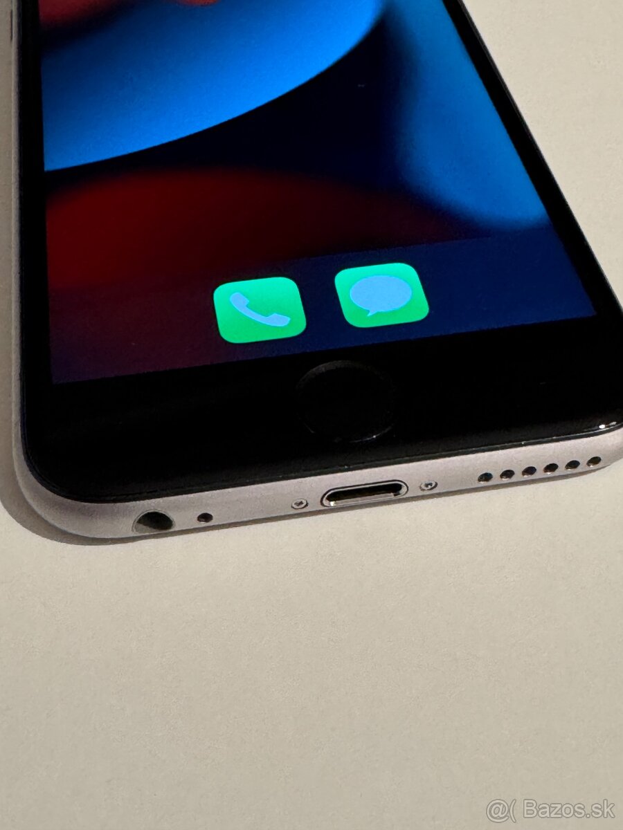 Apple iPhone 6s 64GB - 2