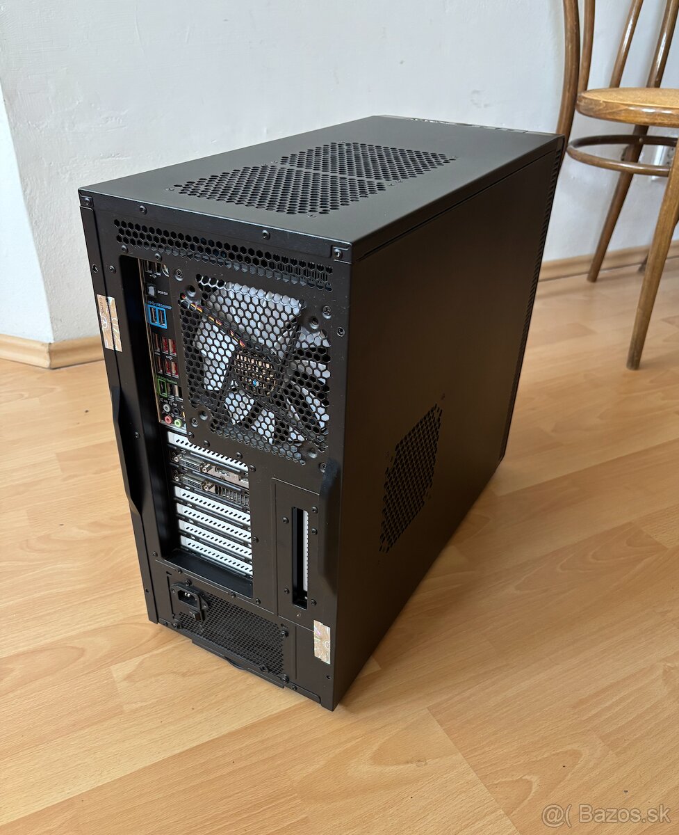 Počítač AMD z 2014 - 2