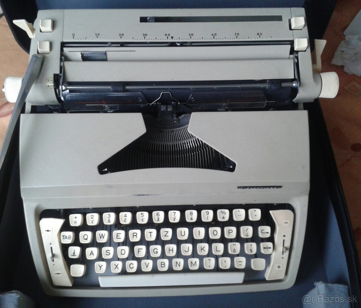 Prenosný písací stroj CONSUL - 2