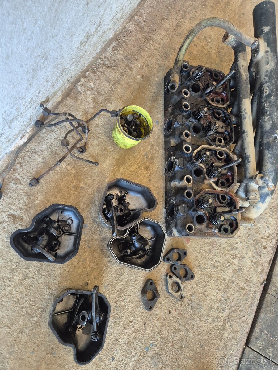 Zetor hlava motora a sanie - 2