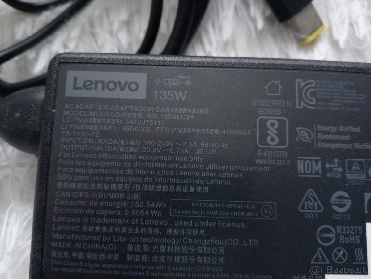 originálny adaptér pre ntb Lenovo , 135W, žltá hranatá konc. - 2