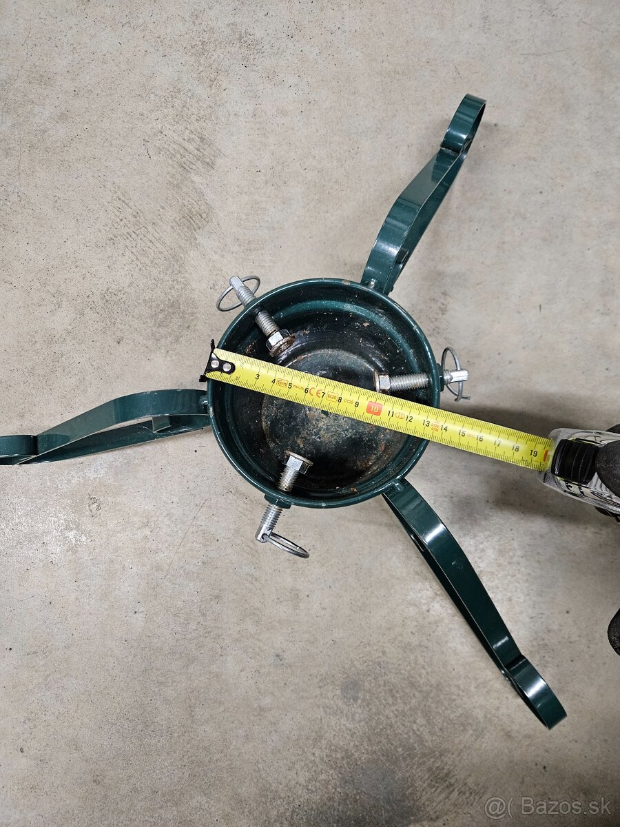 Stojan na vianočný stromček - 2