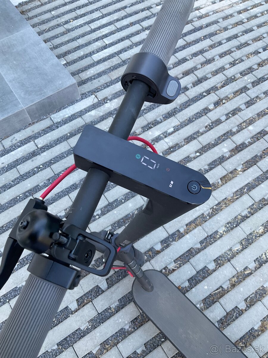 Xiaomi Electric Scooter 4 - 2