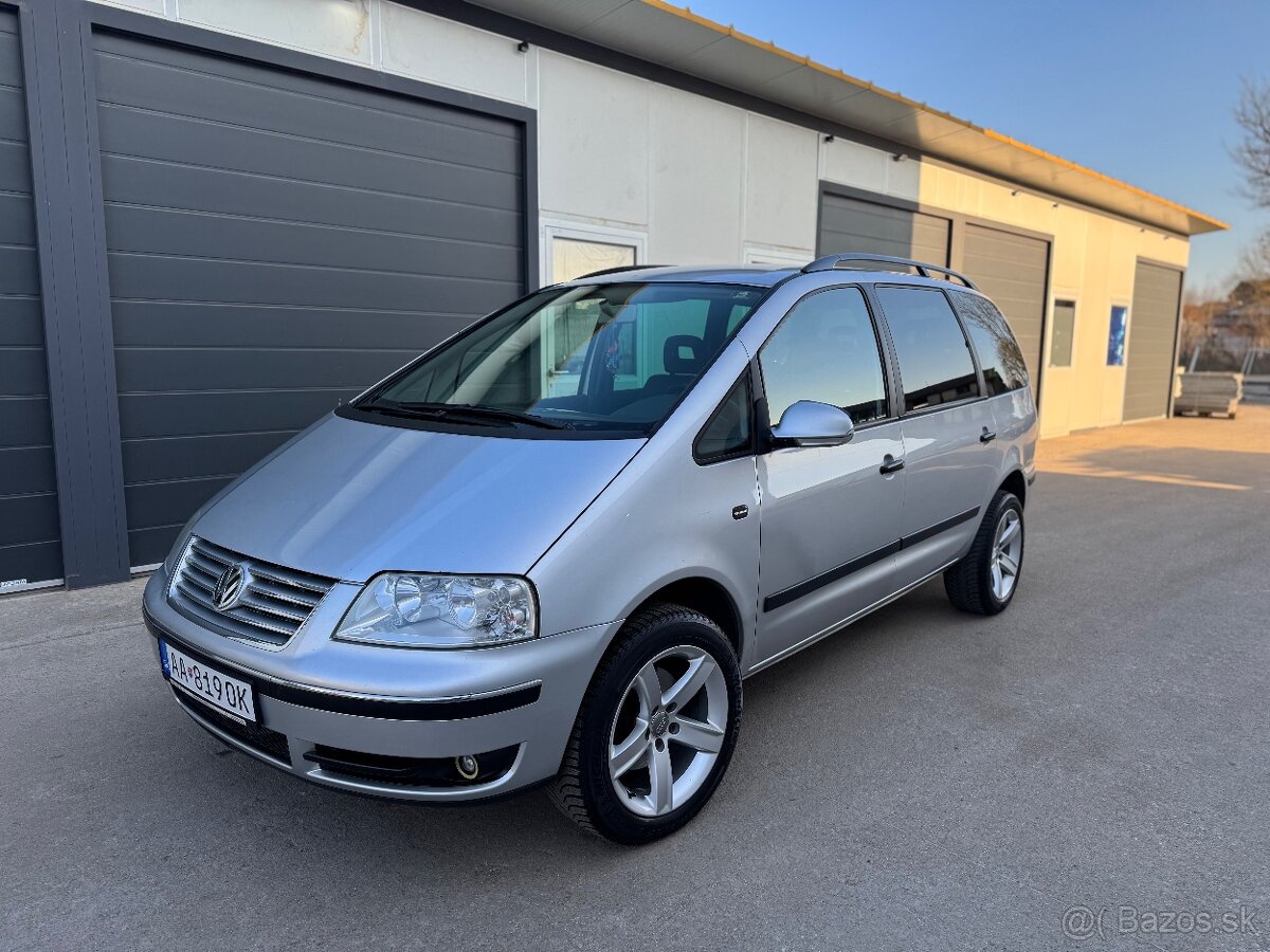 Volkswagen Sharan Facelift 1.9 TDi - 2