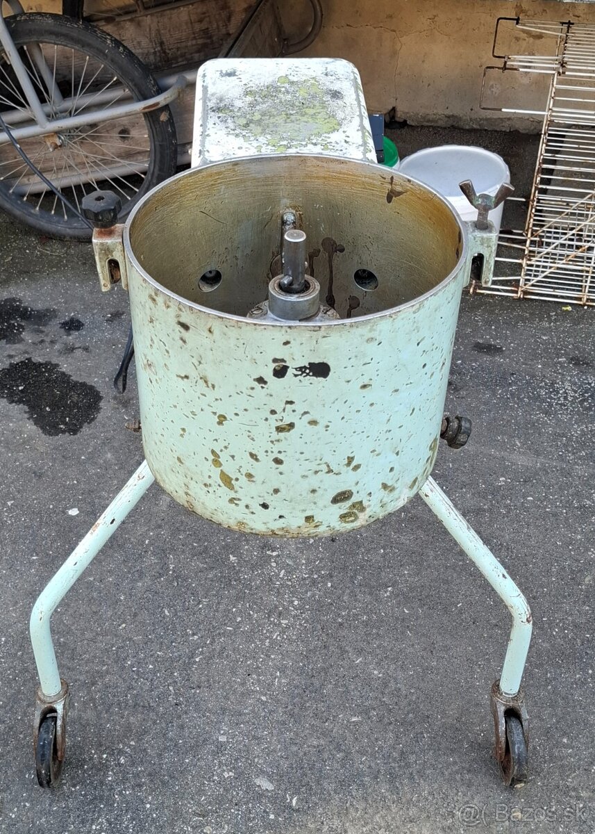 Robot - 2