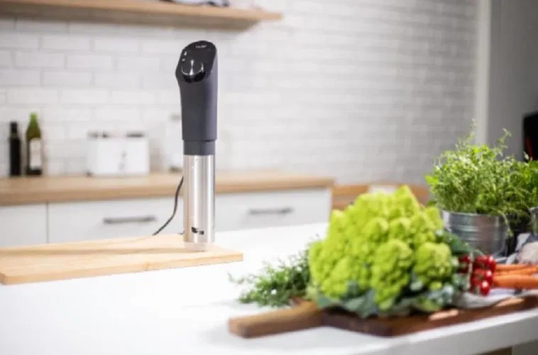 Predám varič Lauben Sous Vide Stick SV01 - 2