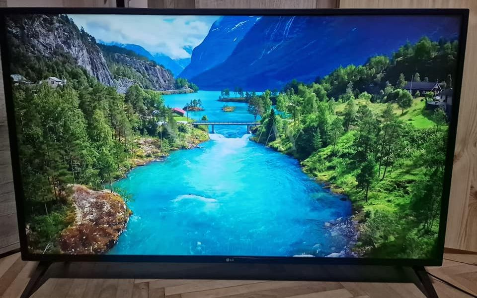 LG55LB700 FHD,3D smart TV - 139cm - 2