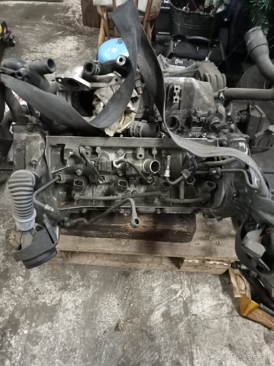 Motor mercedes A - 2