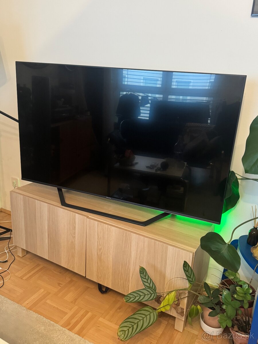 Hisense 55 TV - 2