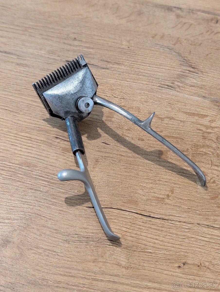 Strojček na vlasy - 2